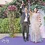 莫文蔚补办婚宴 感谢父母遗传美丽DNA(组图)