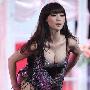 柳岩低胸为盛典彩排热舞