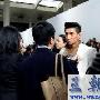 吴奇隆亮相巴黎时装周造型多变获好评(组图)