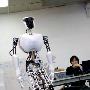弗吉尼亚理工大学研究人员推出CHARLI-L人形机器人