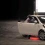 「像鼠标一样灵活」的 Toyota iQ