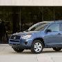 Toyota 与 Tesla 头一胎的预产期为 2012 年，型号为 RAV4
