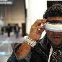 酷似X战警 SONY头戴式3D显示器CES首秀