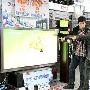卖场给力展示 康佳72英寸3D电视亮相