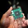 英特尔发布近阈值电压处理器和概念DRAM