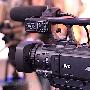 JVC 的 4K 摄影机 GY- HMQ104K 动手玩（影片）