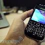 BlackBerry Bold 9790 香港发表，小巧强横但手感略逊（动手玩）