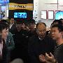 人民日报社社长张研农称赞“网易办得很成功！”