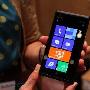 比Lumia800大一号 诺基亚Lumia900真机靓照