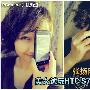 张扬自我个性 美女试玩HTC S710d手机