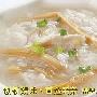 熬制黄花菜瘦肉粥
