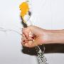 YEAH YEAH YEAHS -《It's Blitz》(Bonus Track Version）+[ITUNES PLUS AAC]