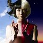 松任谷由実(Matsutoya Yumi) -《ダンスのように抱き寄せたい／バトンリレー》单曲[MP3]