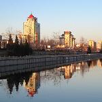 护城河畔图片 自然风光 风景图片