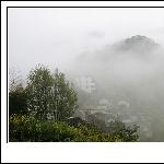 雾锁北山图片 自然风光 风景图片