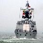 中国海军第二批护航编队穿越印度洋中部海域