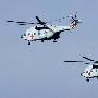 北海舰队新型救护直升机首次演练空中救治伤员