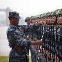 阅兵训练采用激光测距确保受阅方队排面标齐