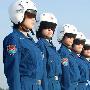 首批战斗机女飞行员阅兵合练中次次秒米不差