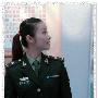 女兵妹妹参观博物馆