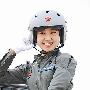 军报首次公布我军女战斗飞行员生活照![组图]