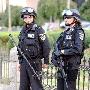 北京特警街头高调亮相 警花全副武装![组图]