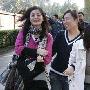 解放军帮光棍兵找老婆:大批美女集体坐运输机相亲!
