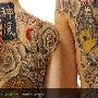 女鬼子用变态方式纪念"神风特攻队"(组图)