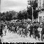 1954年：华侨与越南民众欢迎越共进入河内