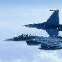 外媒称2架J-10曾在钓鱼岛驱逐3架日本F-2(图)