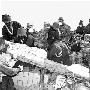 兰州军区部队已救出150名地震中被埋人员(图)