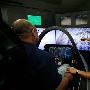 惊叹：开飞机像玩游戏 F35模拟飞行器震撼亮相图(2)