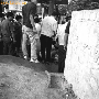 东周时期古墓现身老城墙已清理出土7件器物