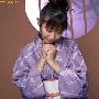 犹如美妙旋律 日本美女和服里的秘密(组图)