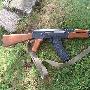 AK-47：老而弥坚的步枪传奇