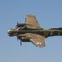 轰炸机：B-17空中堡垒
