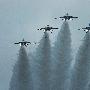 组图：日本举行空中阅兵自卫队主力战机导弹登场