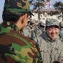 穿美军军服的韩国士兵