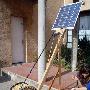 不用电也能转 法学生DIY太阳能洗衣机