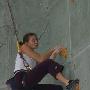 2003年世界杯攀岩赛 美女攀爬别有风情(多图)