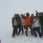香港大学生登山队首次登顶高海拔雪山[组图]