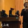 冬博会--雪上飞公司的“540”滑雪滑冰器材在乌推介[组图]