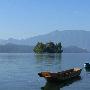 泸沽湖：象征纯洁的“处女湖”