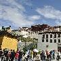 西藏迎来旅游高峰