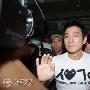 刘德华机场泛泪光道歉 坦言努力做得更好