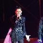 小S不畏冷演脱衣秀 演唱会控制黄牛票