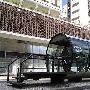 来自世界各地抽空大脑想象的未来派艺术公车车站