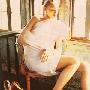 Nan Goldin掌镜BottegaVeneta10春夏广告