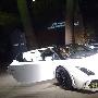 兰博基尼携手高级男装发布新车