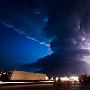 美国风暴追逐者行程3.2万公里拍摄龙卷风(图)
